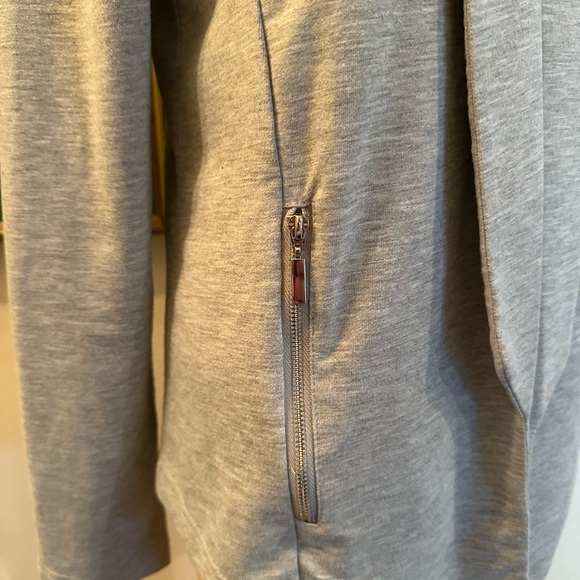 Lemon Tart Darcie Open Knit Blazer Zipper Pockets, Grey, Size M - Picture 3 of 10